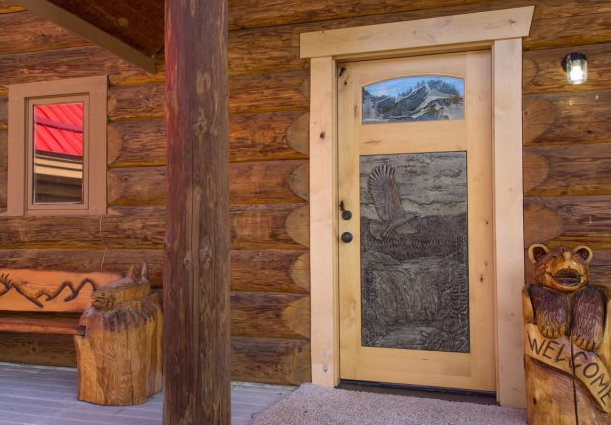 Leavenworth Luxury Getaways New Doors
